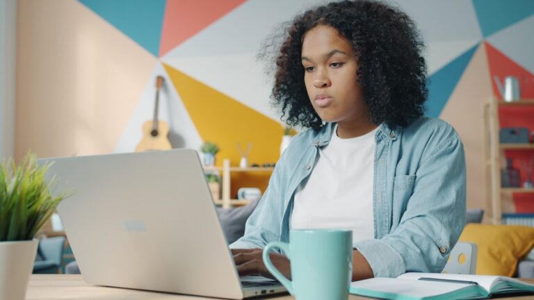 Essential Tech Gear for Remote Workers and Digital Nomads