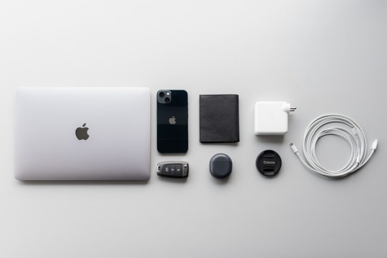 Why Quality Matters When Buying Tech Accessories Online